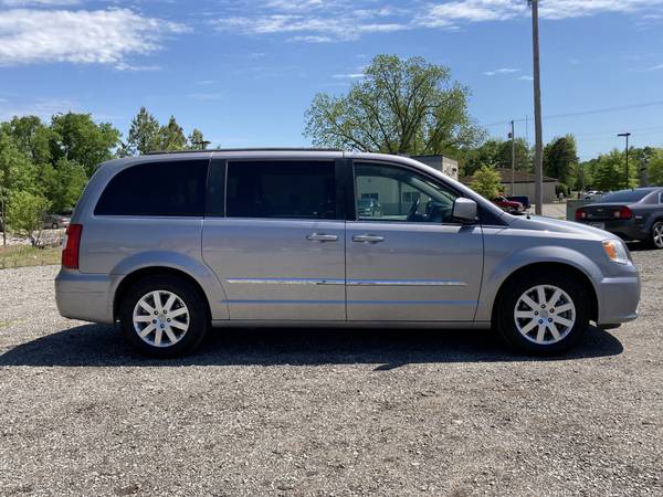 2014 Chrysler Town & Country Touring - - by dealer for sale in Okmulgee, OK – photo 20