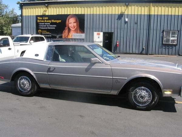 1983 Buick Riviera - - by dealer - vehicle automotive for sale in Portland, OR – photo 3