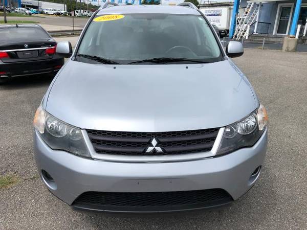 2008 Mitsubishi Outlander 4WD 4dr XLS - cars & trucks - by dealer -... for sale in Knoxville, TN – photo 2