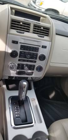 2008 Mercury Mariner 4 brand new tires leather beautiful condition for sale in Cumming, GA – photo 16