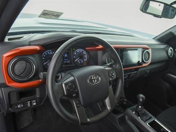 2017 Toyota Tacoma Double Cab SR Pickup 4D 5 ft pickup GRAY - FINANCE for sale in Atlanta, CA – photo 2