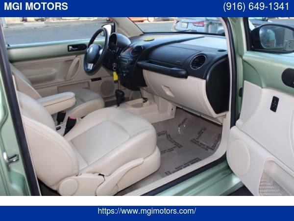2008 Volkswagen New Beetle Coupe 2dr Auto S , 100% FINANCING - cars... for sale in Sacramento , CA – photo 11
