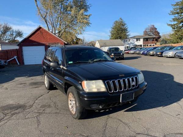 2002 Jeep Grand Cherokee 4dr Limited 4WD - cars & trucks - by dealer... for sale in East Windsor, MA – photo 2