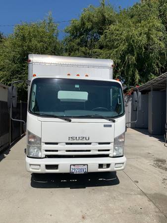 2009 Isuzu NPR Diesel 14 FT LIFTGATE CLEAN TITLE NO SPAM CALLS OR... for sale in Los Angeles, CA – photo 3