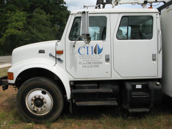 2000 International 4700 Service Truck Automatic for sale in Marietta, GA – photo 2