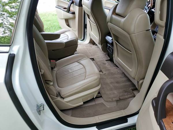 2012 Buick Enclave Premium, Great Condition, 97k miles, 3rd Row... for sale in Pflugerville, TX – photo 15