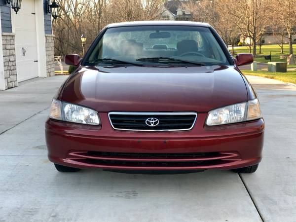 Toyota Camry CE, 70k miles, Clean Title, Runs Great - cars & trucks... for sale in Valparaiso, IL – photo 3