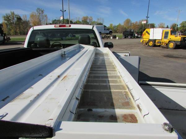 2005 Chevrolet 2500HD 2x4 Service Utility Truck for sale in ST Cloud, MN – photo 19