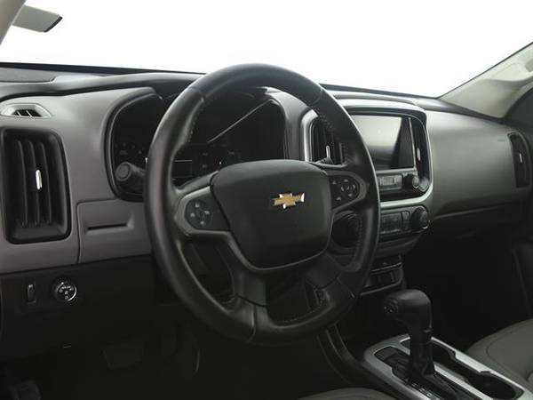 2016 Chevy Chevrolet Colorado Crew Cab LT Pickup 4D 5 ft pickup Dk. for sale in Memphis, TN – photo 2