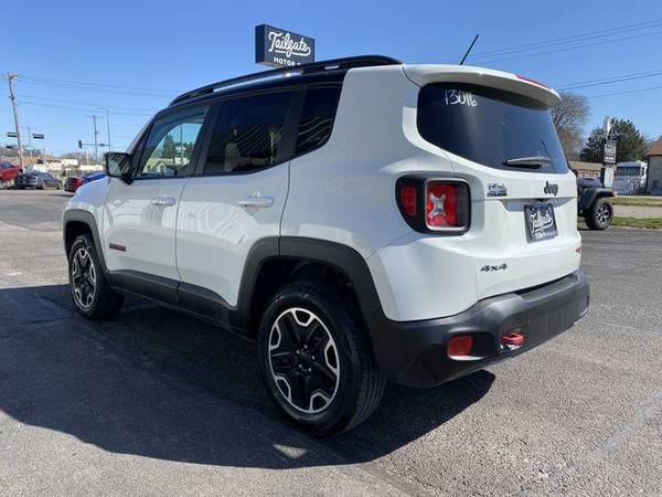 2016 Jeep Renegade Trailhawk Sport Utility 4D Family Owned! for sale in Fremont, NE – photo 5