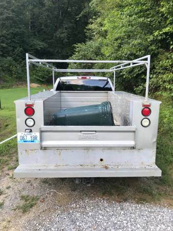chevy 2500hd utility truck for sale in Wooton, KY – photo 2