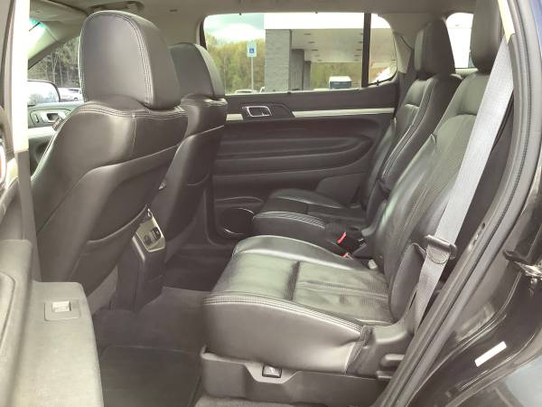 Nice! 2010 Lincoln MKT! 3rd Row! Fully Loaded! - - by for sale in Ortonville, MI – photo 16