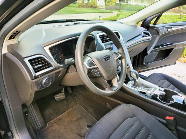2014 Ford Fusion SE Loaded Moonroof Zero Problems Warranty Clean 97k... for sale in Cleveland, OH – photo 12