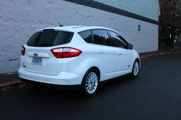 2014 Ford C-Max Hybrid 43 MPG - Super Nice! - - by for sale in Corvallis, OR – photo 6