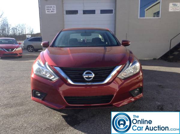 2016 NISSAN ALTIMA SV LOW MILES! - cars & trucks - by dealer -... for sale in Lees Summit, MO – photo 2