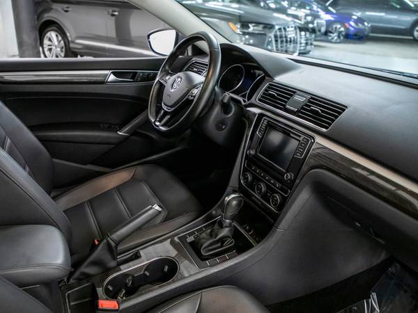 2018 Volkswagen Passat 2 0T SE - - by dealer - vehicle for sale in San Rafael, CA – photo 21