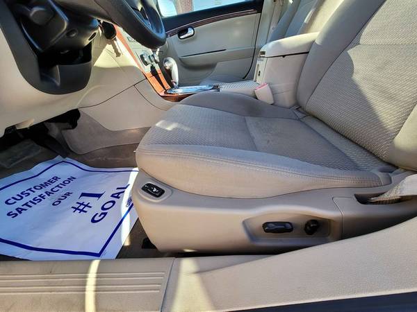 2007 Saturn Aura XE Sedan 4D - - by dealer - vehicle for sale in Other, MA – photo 9