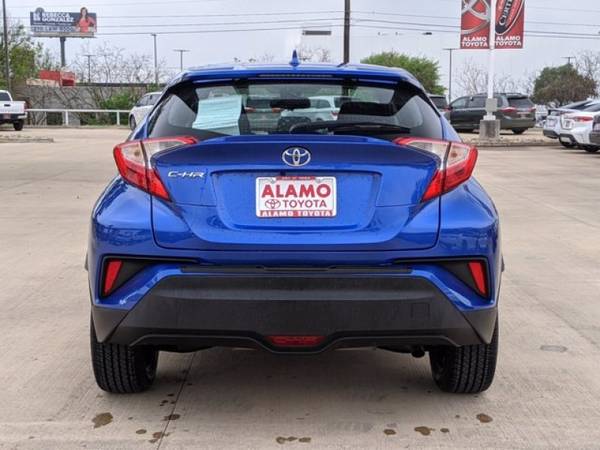 2018 Toyota C-HR XLE - - by dealer - vehicle for sale in San Antonio, TX – photo 4