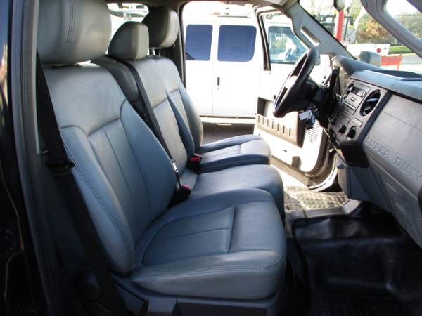 2012 Ford Super Duty F-550 DRW CREW CAB 13 ENCLOSED UTILITY, DIESEL for sale in south amboy, LA – photo 14