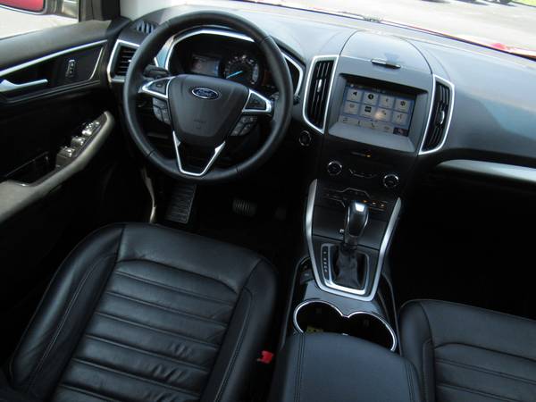 2016 Ford Edge SEL Excellent Used Car For Sale for sale in Sheboygan Falls, WI – photo 11