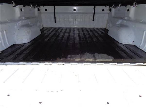 2017 Chevy Silverado Crew 4x4 w/6'4' Box for sale in Wautoma, MI – photo 10