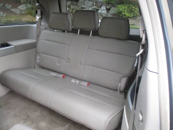 2004 Nissan Quest 3 5 SE-Leather, Loaded, Clean for sale in Kirkland, WA – photo 11