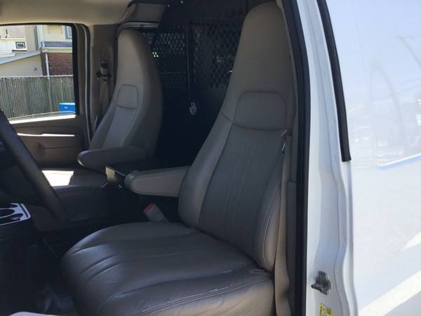 2014 Chevrolet Express Cargo 2500 3dr Cargo Van w/1WT GOOD/BAD/NO for sale in Little Ferry, NY – photo 17