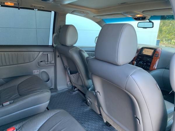 2010 TOYOTA SIENNA XLE - cars & trucks - by dealer - vehicle... for sale in Omaha, NE – photo 22