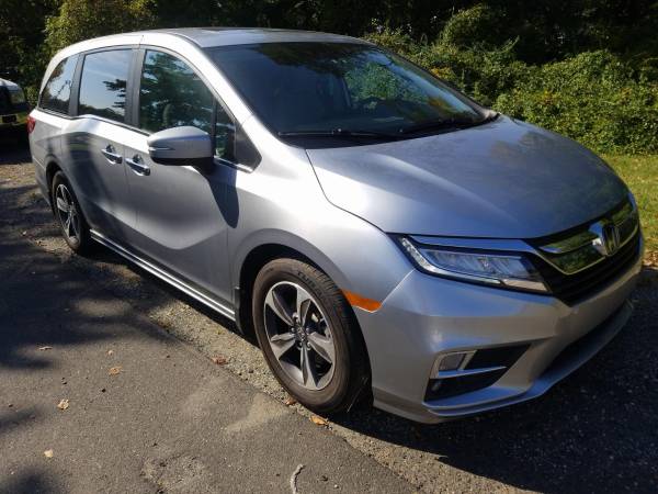 Pristine 2019 Honda Odyssey Touring 2310 miles , Fully loaded! for sale in Philadelphia, PA – photo 18