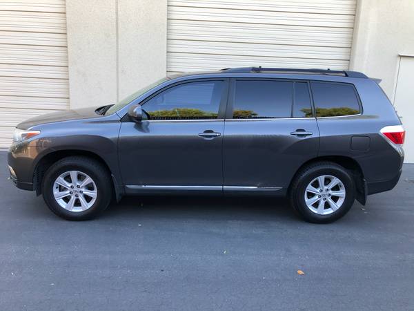 2013 Toyota Highlander, Excellent condition! Leather! - cars & for sale in Pleasanton, CA – photo 8