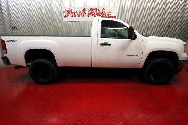2012 GMC Sierra 2500HD 4WD Reg Cab 133 7 Work Truck - GET APPROVED! for sale in Evans, WY – photo 4