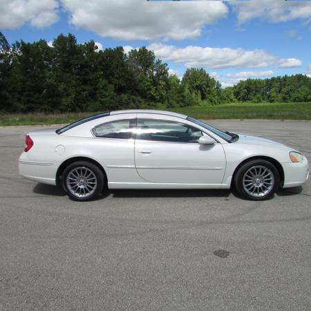2004 CHRYSLER SEBRING LIMITED - cars & trucks - by dealer - vehicle... for sale in BUCYRUS, OH – photo 4