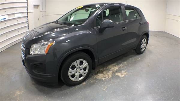 2016 Chevrolet Trax LS with for sale in Wapakoneta, OH – photo 4