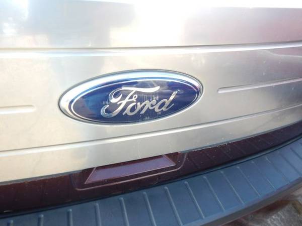 2009 Ford Flex Limited - Must Sell! Special Deal! for sale in Oakdale, WI – photo 9