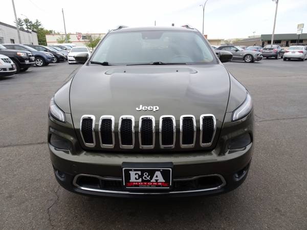2014 Jeep Cherokee 4WD Limited - - by dealer - vehicle for sale in Waterloo, WI – photo 9
