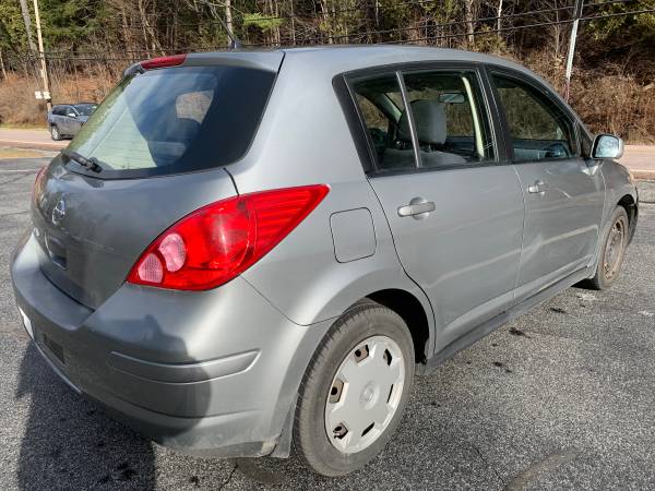 2008 Nissan Versa. 5 speed. - cars & trucks - by owner - vehicle... for sale in Montpelier, VT – photo 7