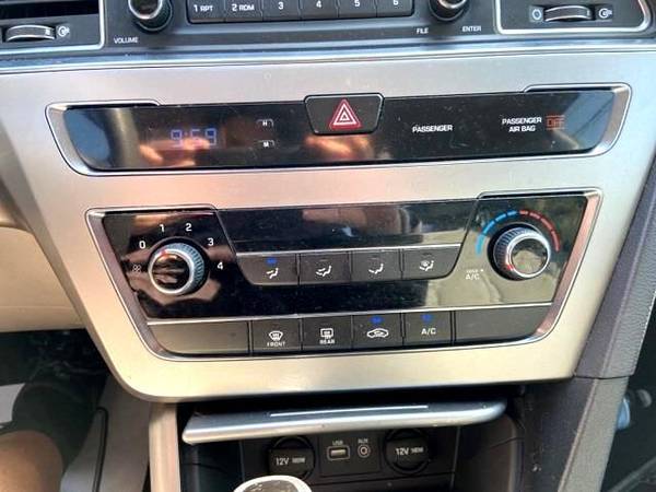 2015 Hyundai Sonata SE - EVERYBODY RIDES!!! - cars & trucks - by... for sale in Metairie, LA – photo 21
