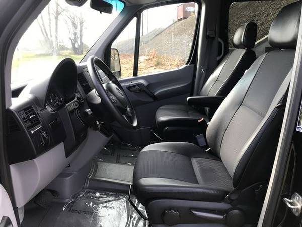 2014 Mercedes-Benz Sprinter 2500 Passenger - Financing Available! -... for sale in Morrisville, PA – photo 13
