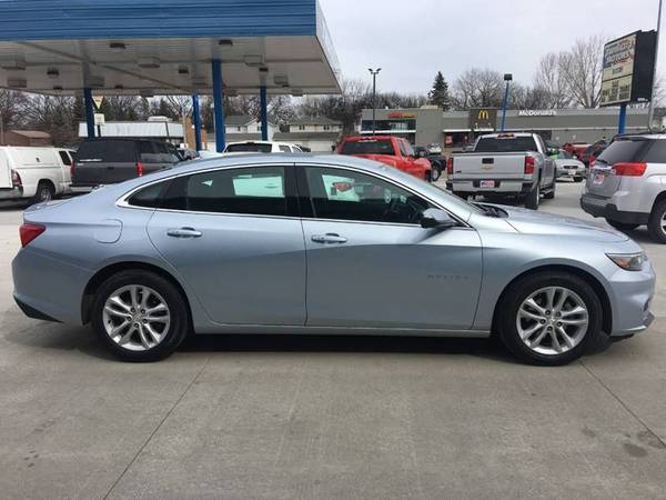 ★★★ 2018 Chevrolet Malibu LT / FINANCING FOR EVERYONE! ★★★ for sale in Grand Forks, MN – photo 5