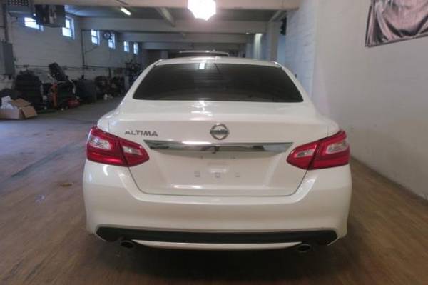 2017 Nissan Altima - - by dealer - vehicle for sale in Carlstadt, NJ – photo 9
