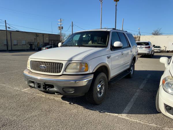 Ford Expedition 4x4 - cars & trucks - by owner - vehicle automotive... for sale in Wagoner, OK – photo 2