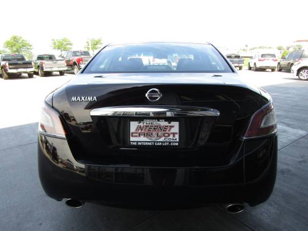 2014 *Nissan* *Maxima* *4dr Sedan 3.5 S* - cars & trucks - by dealer... for sale in Council Bluffs, NE – photo 6