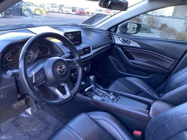 2017 Mazda Mazda3 5-Door - - by dealer - vehicle for sale in Grand Junction, CO – photo 17