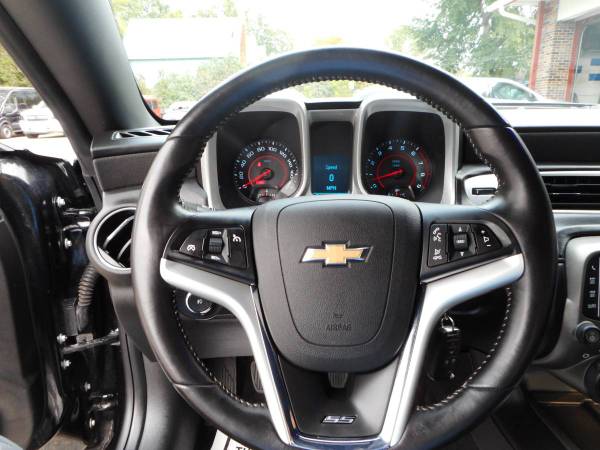 ★★★ 2014 Chevrolet Camaro SS / 6.2L V8 w/6 Speed Manual!★★★ - cars &... for sale in Grand Forks, MN – photo 12