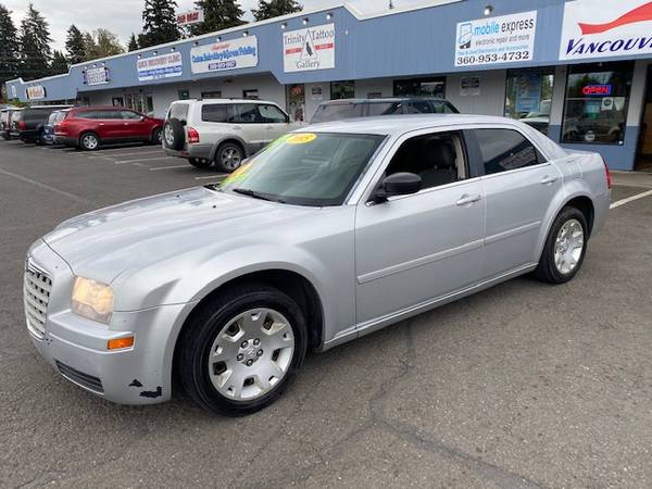 2005 CHRYSLER 300/Extra Clean/Very Well Maintained/Must See for sale in Vancouver, OR – photo 10