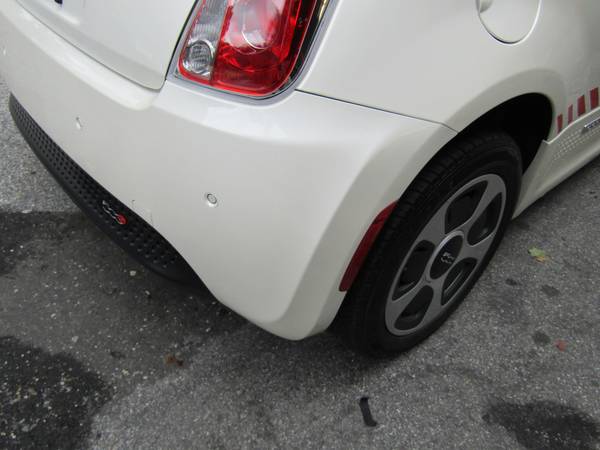 2015 Fiat 500e, Panorama Roof, Like New for sale in Yonkers, NY – photo 13