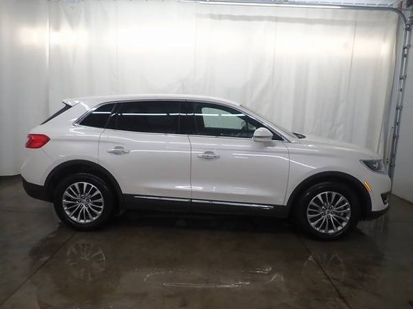 2017 Lincoln MKX Select - cars & trucks - by dealer - vehicle... for sale in Perham, MN – photo 24
