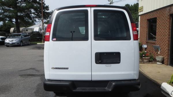 2018 Chevrolet Express 2500 Cargo Van---1K Miles---V6 for sale in Chesapeake , VA – photo 16