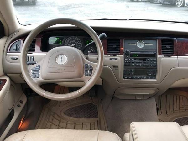 2003 Lincoln Town Car Executive - - by dealer for sale in Lake Saint Louis, MO – photo 9