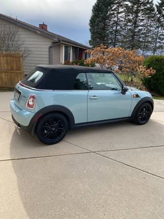2013 Mini Cooper Convertible - cars & trucks - by owner - vehicle... for sale in Grafton, WI – photo 4